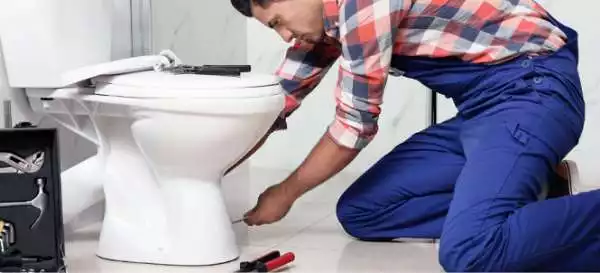 toilet repair blog image